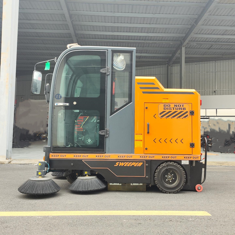 选择适合的扫地机厂家的关键要素CAR200.jpg